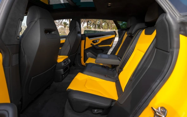  Gelb Lamborghini Urus Photo 26