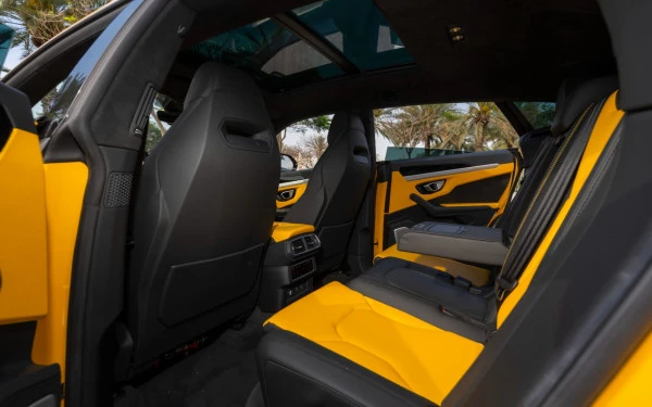  Gelb Lamborghini Urus Photo 27